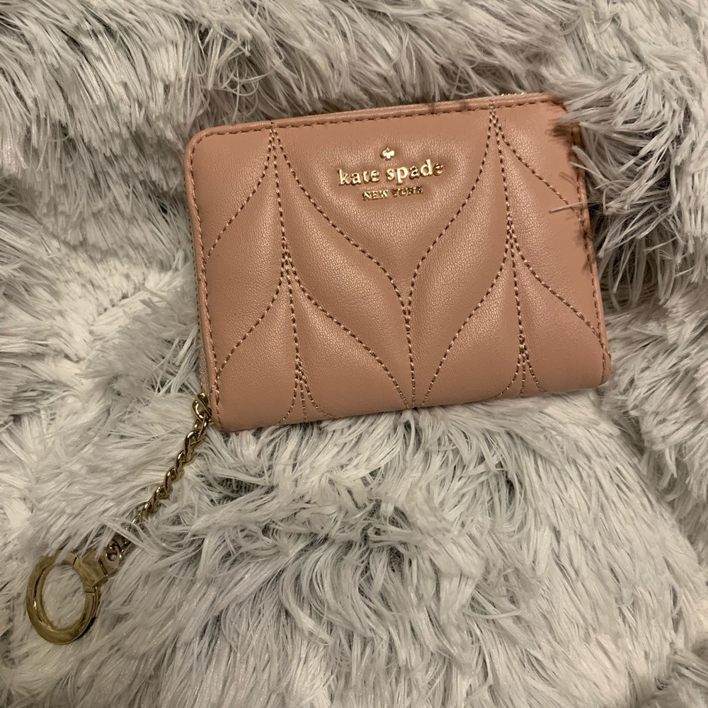 kate spade briar lane quilted dani wallet